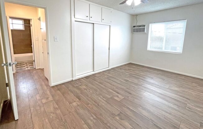 2 beds, 1 bath, 650 sqft, $2,400