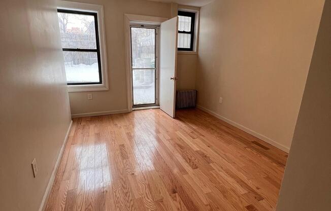 831 BUSHWICK AVE