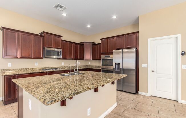 Stunning Gilbert home with 4 bedrooms, bonus room, and loft!