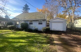 Great SE Powell 3 Bedroom with Large Fully Finished Attic