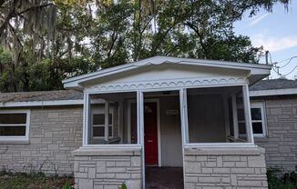 Renovated 3/2 in Oretega Farms