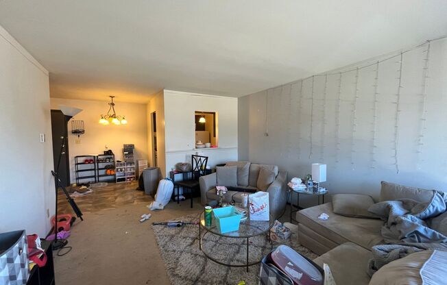 1 bed, 1 bath, $1,025, Unit 211