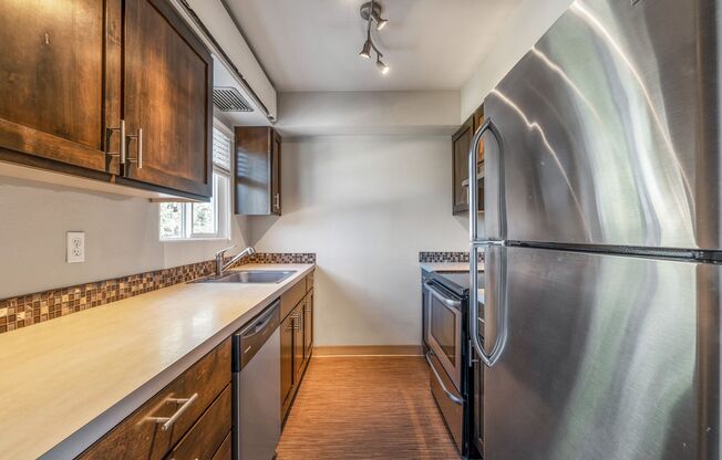 1 bed, 1 bath, 700 sqft, $1,700, Unit 06