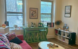 3 beds, 1 bath, 1,400 sqft, $1,575, Unit 210-F47
