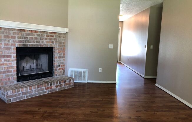 ***671 Victoria***