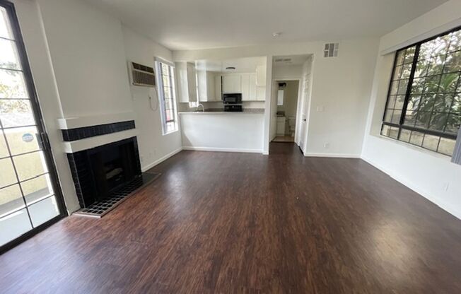 Studio, 1 bath, $1,925, Unit 105