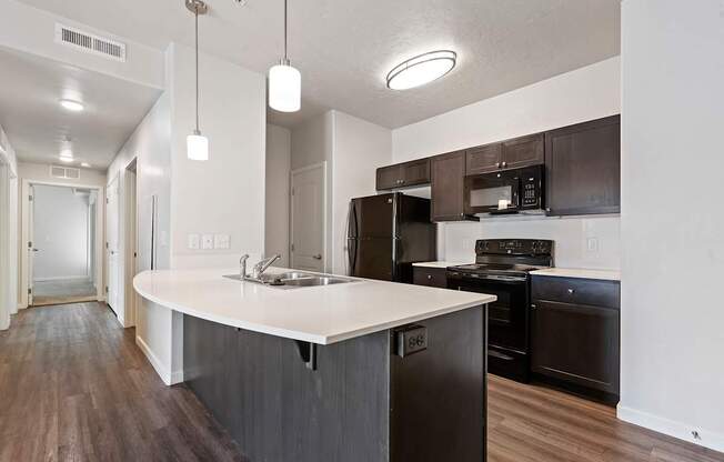 SPACIOUS FLOOR PLANS DESIGNED FOR LIVING, THOUGHTFULLY CONSTRUCTED AMENITIES, AND A CONVENIENT LOCATION ALL IN ONE