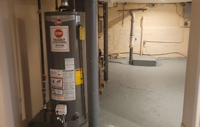 24 Valley St, Newark, NJ 07106