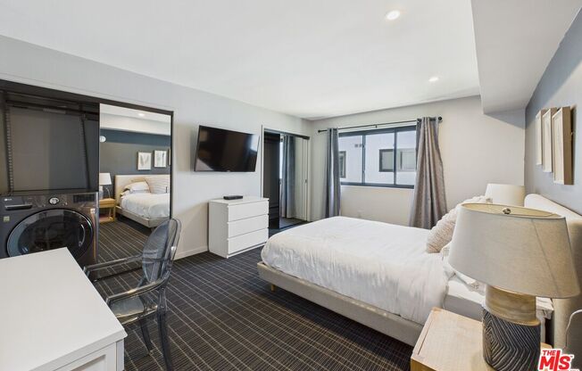1 bed, 1 bath, 798 sqft, $4,100, Unit 205A