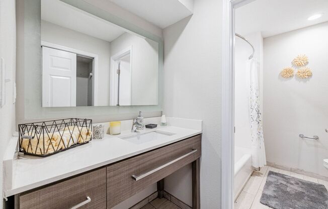 1 bed, 1 bath, 455 sqft, $1,750, Unit A-102