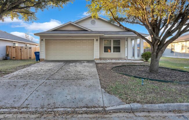 Charming 3 Bed, 2 Bath House with Serene Yard