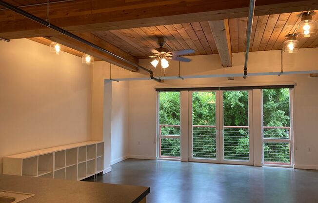 Veer Lofts Condominiums - South Lake Union