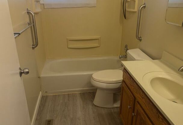 3 beds, 1 bath, $1,475