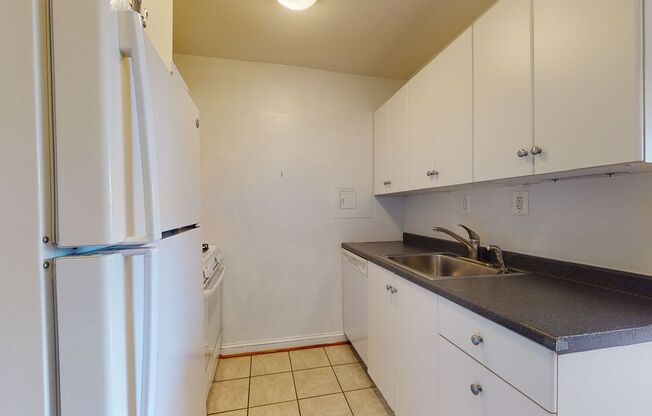 Studio, 1 bath, $1,400