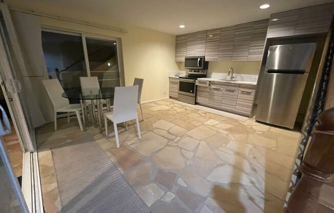 2 beds, 1 bath, 925 sqft, $3,685, Unit 2 Bed Downstairs