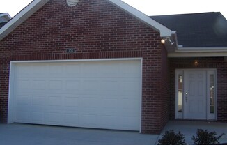 Dream townhouse in the heart of North Knoxville, TN!