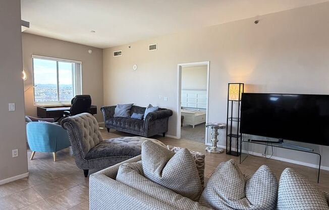 2 beds, 2.5 baths, $2,750, Unit Unit 1311