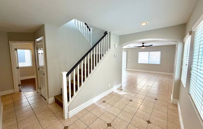 299 Dog Leg Dr., Las Vegas, NV 89148