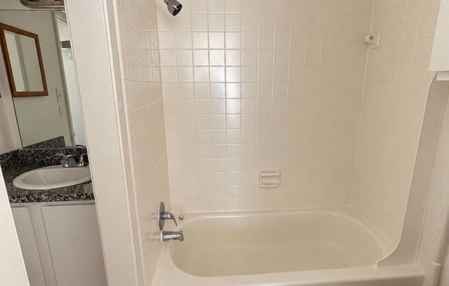 2 beds, 1.5 baths, $1,150, Unit # 506