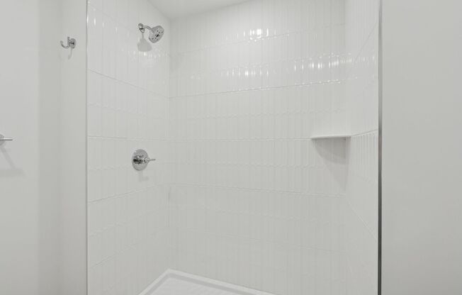 Studio, 1 bath, 360 sqft, $1,515, Unit Unit 614
