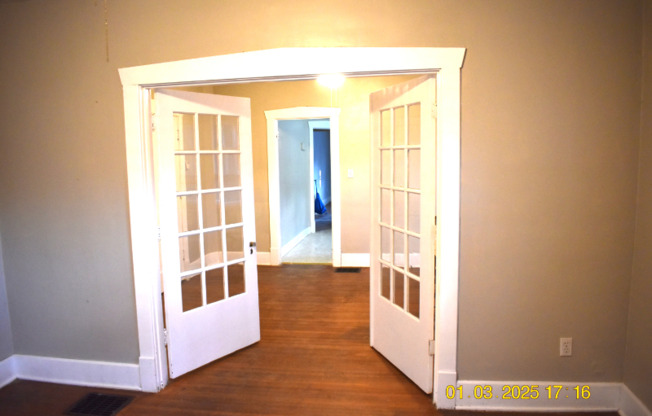2110 SPEED AVE