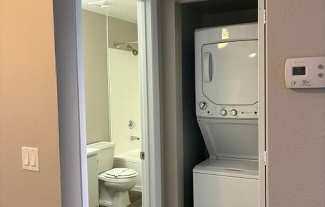 1 bed, 1 bath, 751 sqft, $1,330, Unit MA 206