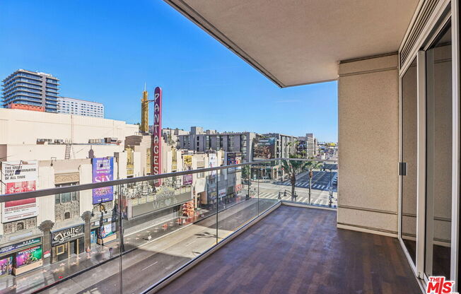 2 beds, 2.5 baths, 2,000 sqft, $7,995, Unit 5A