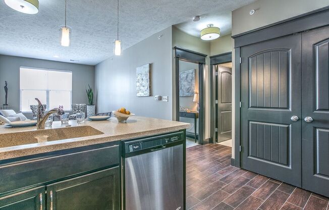 1 bed, 1 bath, 677 sqft, $1,345, Unit C - 1011 Unit 103 - A695