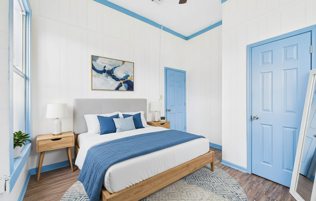 2 Bedroom 1 bathroom house AVAILABLE NOW!