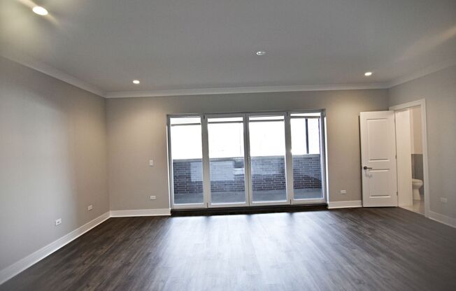 4 beds, 2.5 baths, 1,500 sqft, $4,900, Unit 927-104