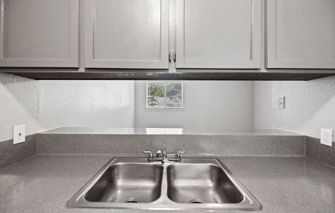 Studio, 1 bath, 500 sqft, $795, Unit 106