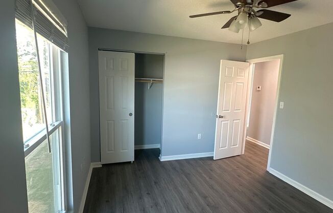 2 beds, 1 bath, $1,165