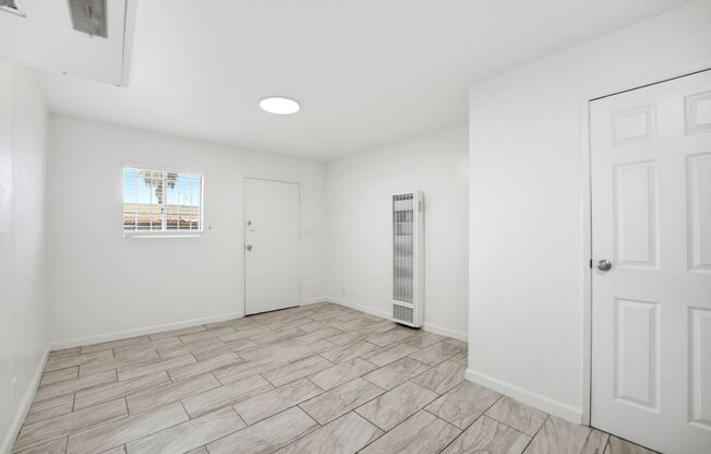 1258 W. 87th