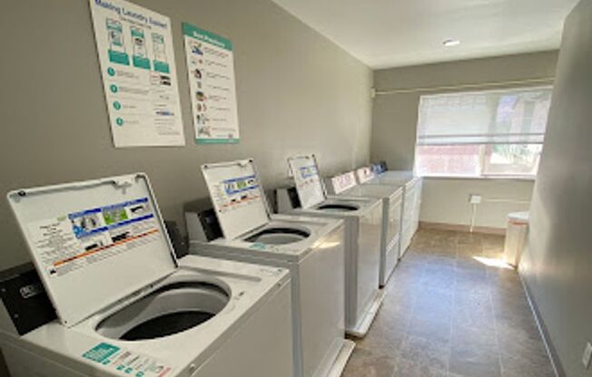 1 bed, 1 bath, 566 sqft, $1,015, Unit 15