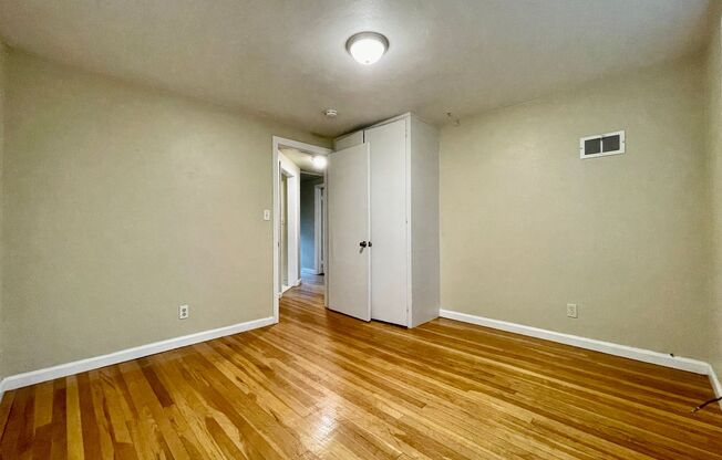 2 beds, 1 bath, $1,195, Unit #2