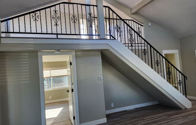 203-205 Elm Ave
