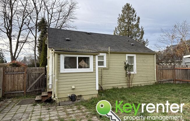 2 beds, 1 bath, $1,650