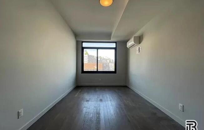 594 BUSHWICK AVE