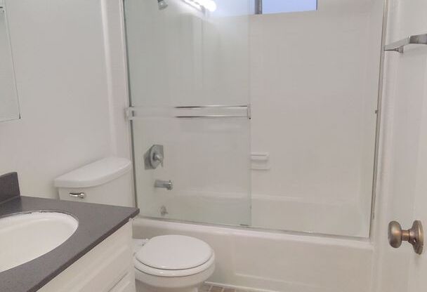 1 bed, 1 bath, $1,895, Unit 9