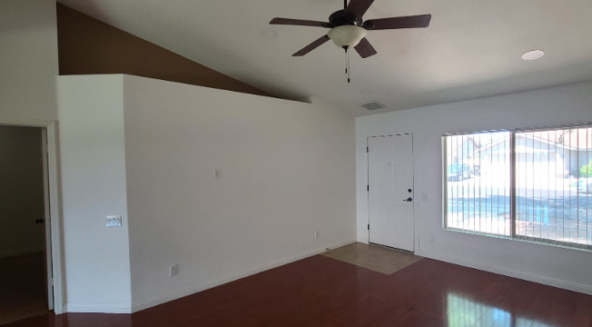 8409 W DREYFUS DR
