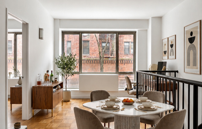 1 bed, 1.5 baths, $6,500, Unit 114