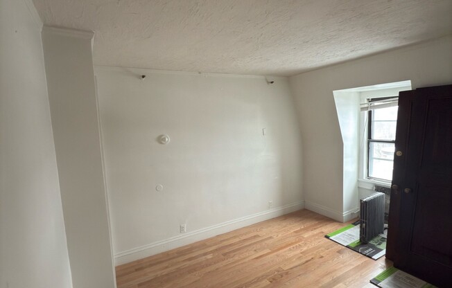 91 Westland Ave