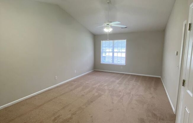 1 bed, 1 bath, 765 sqft, $1,125, Unit 2758-6