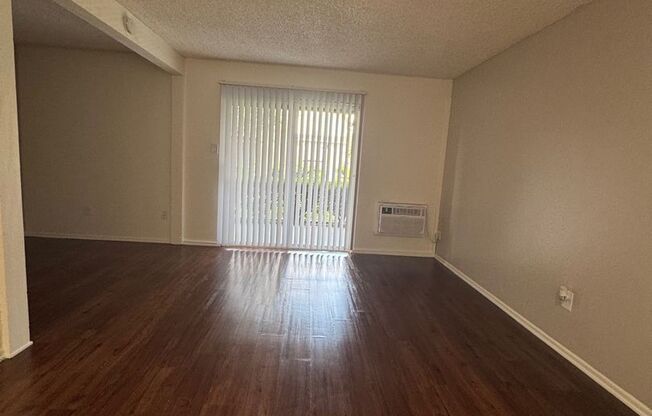 Studio, 1 bath, 503 sqft, $1,920, Unit 31