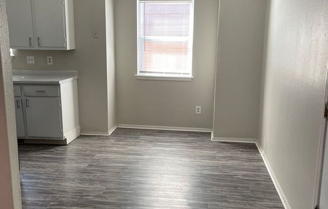 1 bed, 1 bath, 786 sqft, $750, Unit 272