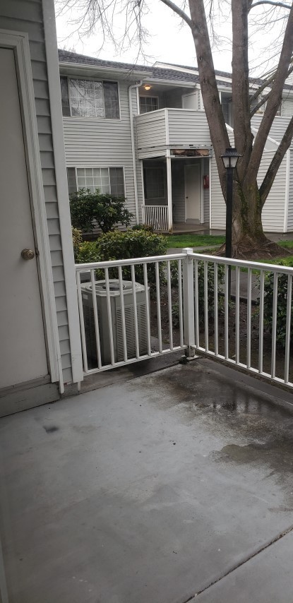 1 bed, 1 bath, $1,095, Unit # 20