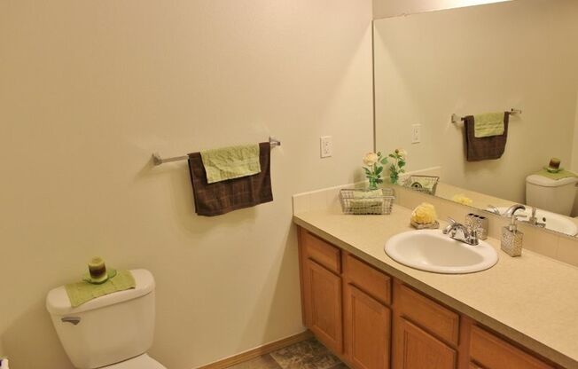 2 beds, 2 baths, 981 sqft, $1,750, Unit 311