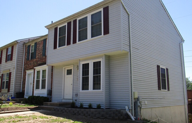 Gorgeous 4BR/2BA EOG Townhome in Elkridge!