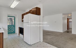Cozy Beaverton Two Bedroom Apartment!