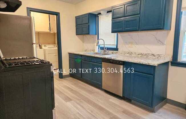 2444 OGDEN AVE